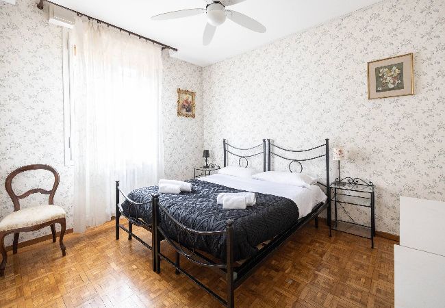 Apartment in Bologna - Busacchi, Bologna by Short Holidays