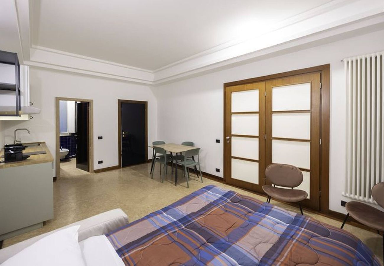 Apartment in Bologna - Strada Maggiore, Bologna by Short Holidays