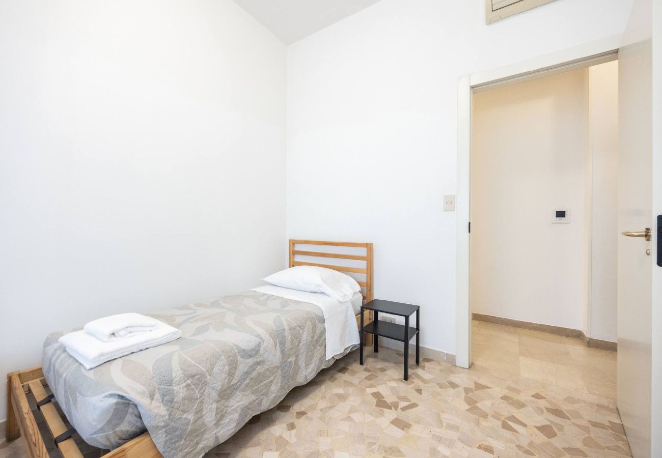 Apartment in Bologna - Belle Arti, Bologna by Short Holidays