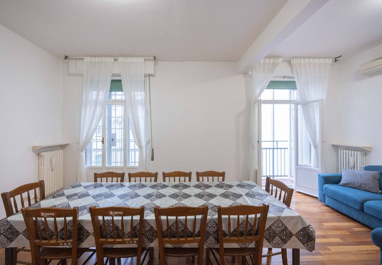 Apartment in Bologna - Belle Arti, Bologna by Short Holidays
