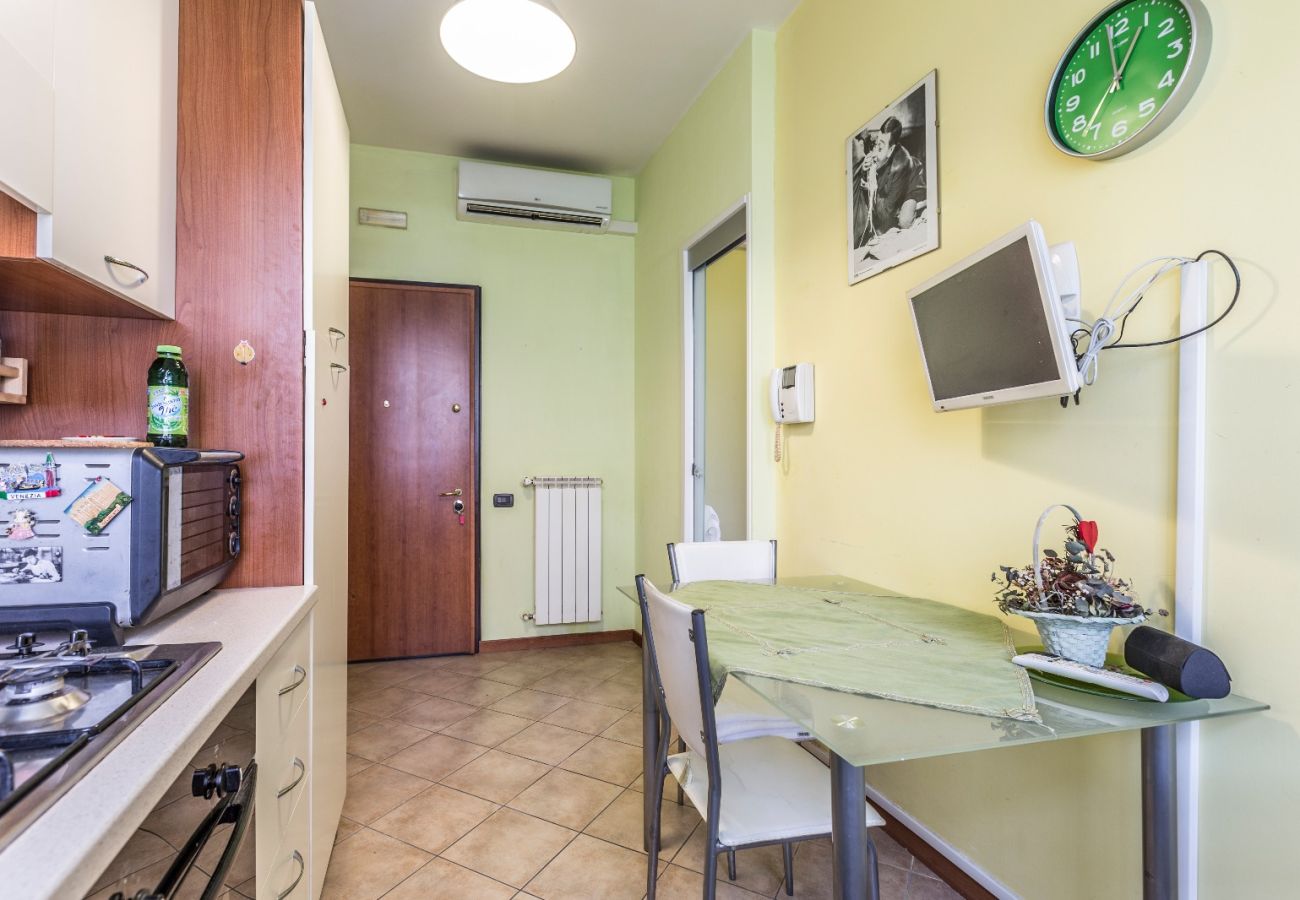 Apartment in Bologna - Dossetti