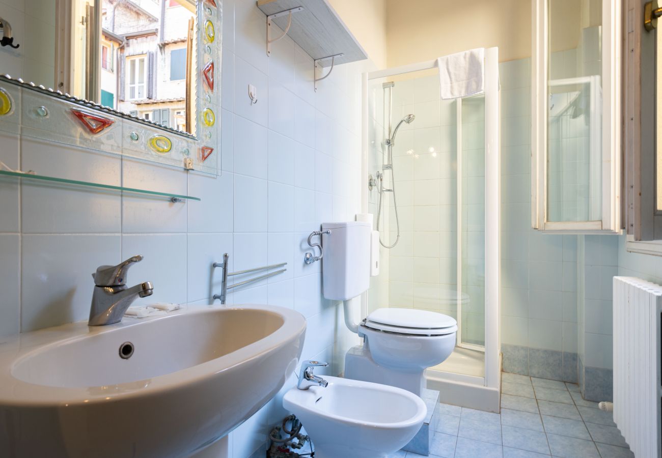 Rent by room in Bologna - Stanza Luzzati, Bologna By Short Holidays