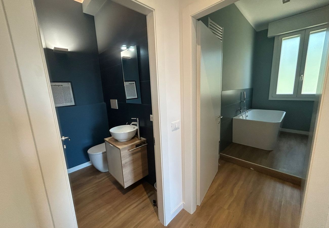 Apartment in Bologna - Daisy Big, Bologna by Short Holidays