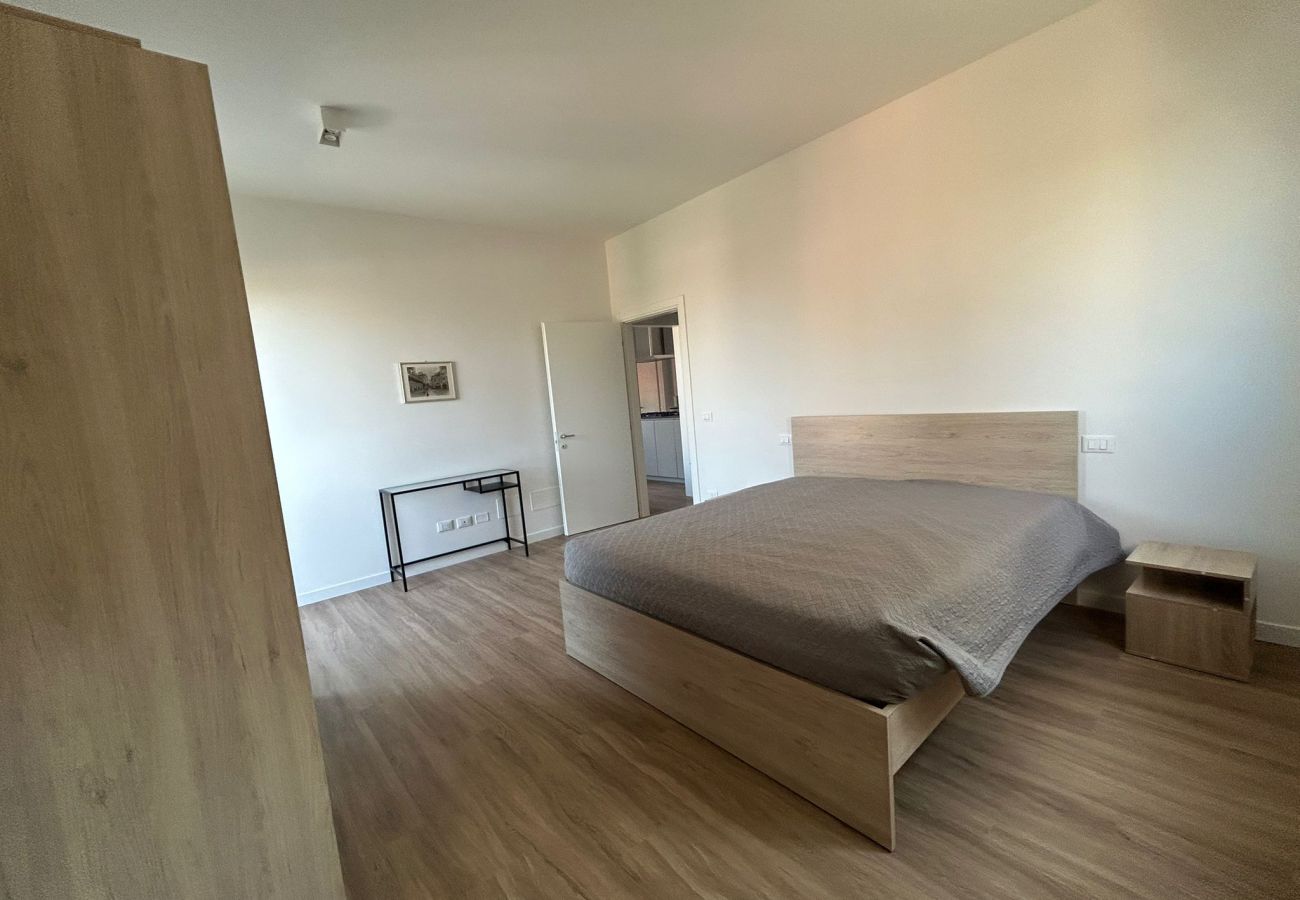 Apartment in Bologna - Daisy Big, Bologna by Short Holidays