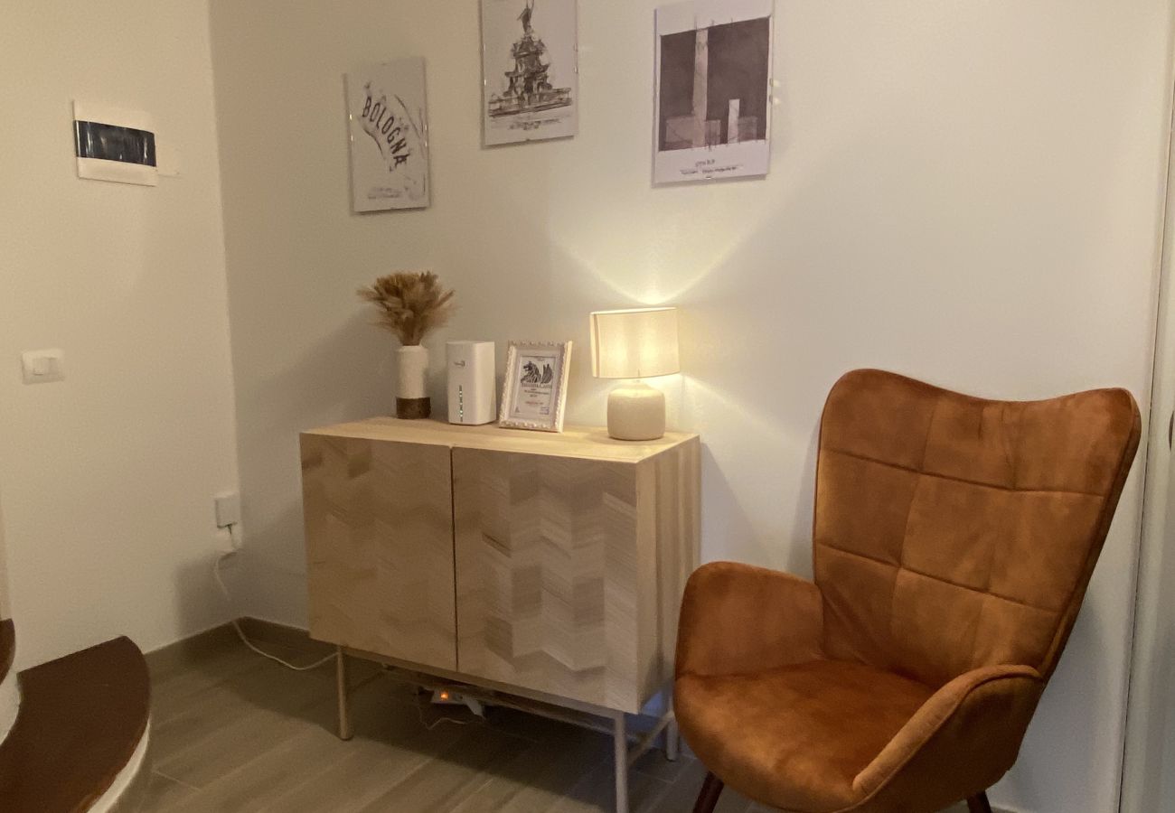 Apartment in Bologna - La Casa sul Canale, Bologna by Short Holidays