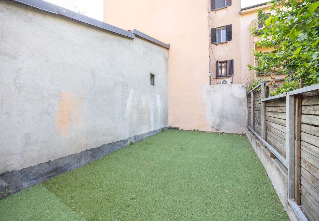Apartment in Bologna - Borgo San Pietro Garden, Bologna by Short Holidays