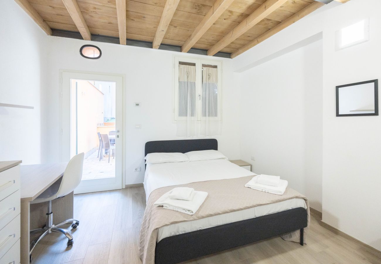 Apartment in Bologna - Borgo San Pietro Garden, Bologna by Short Holidays